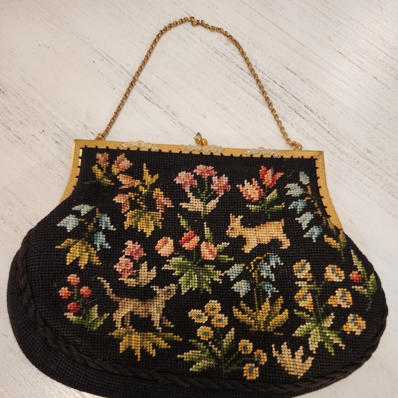 Purse - Picture 1 of 6